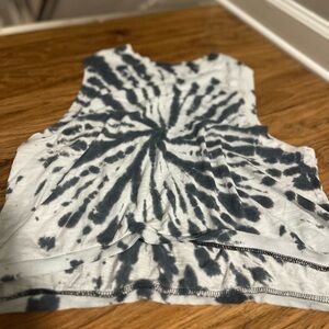 Free people movement (FP) tie dye muscle tank top size small.